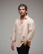 پیراهن مردانه راه راه کرم - Image 3