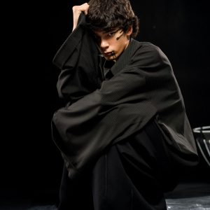 BETON oversized black shirt